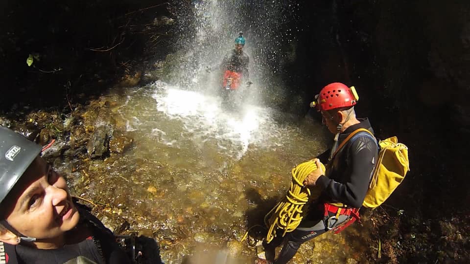 la pozza di raccolta della cascata a tonara