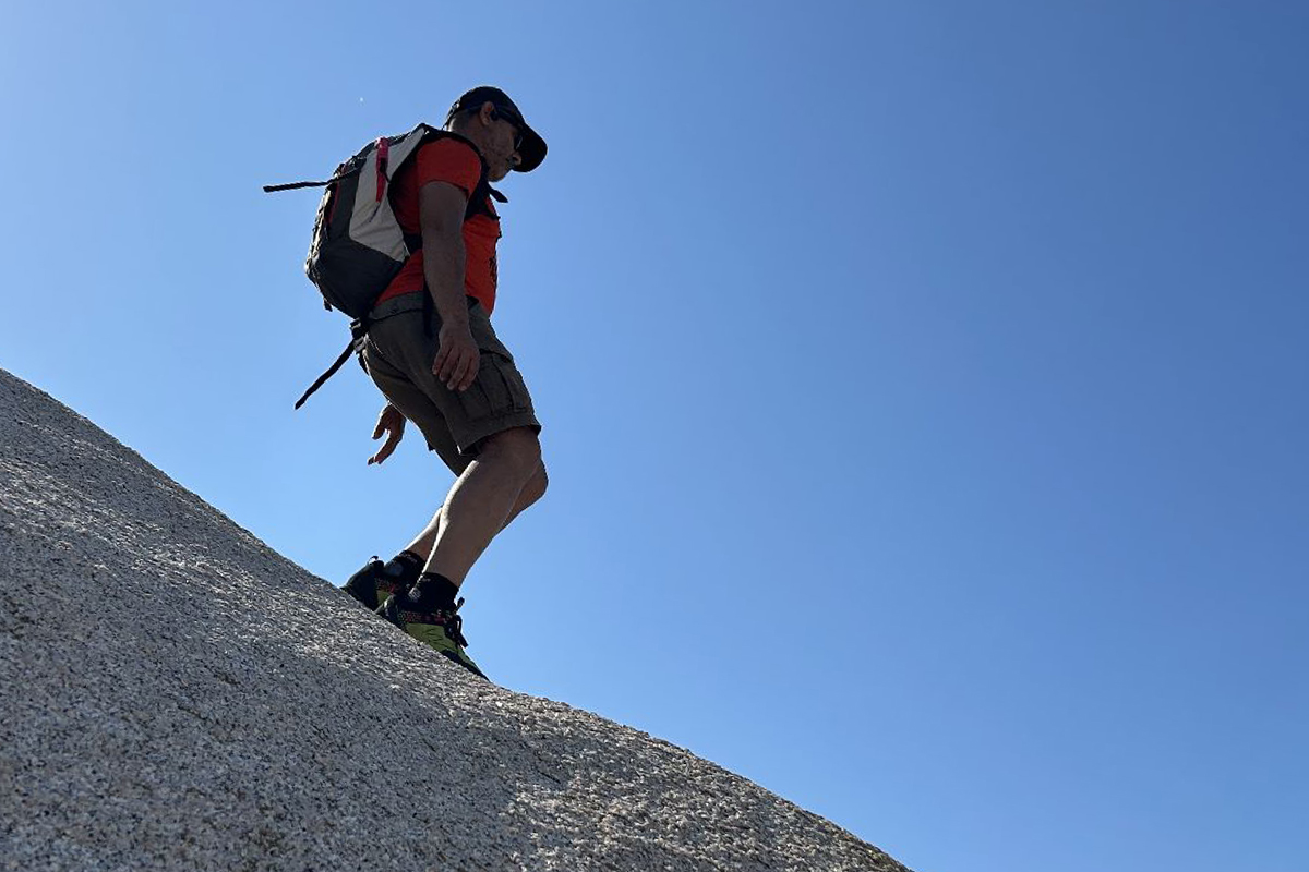 Scrambilng sui graniti di Capo Testa