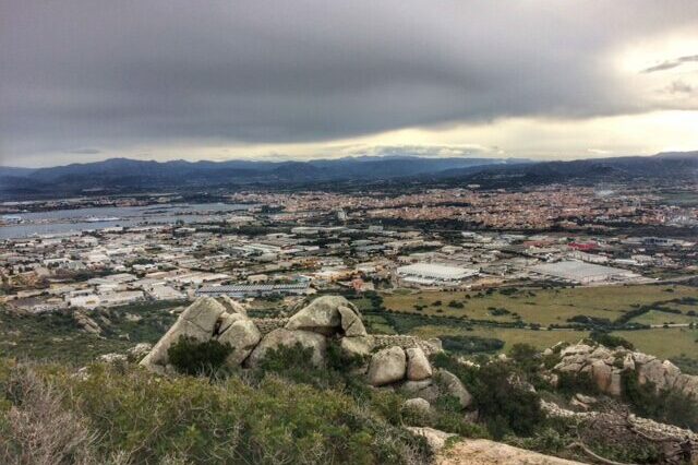 panorama-di-Olbia-dal-nuraghe-rio-mulinu